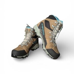 La Sportiva Women's Winter Boots - Brown and Teal